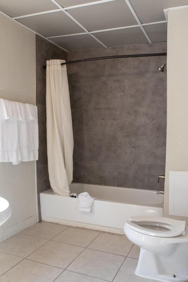 Hotel Chataura Dearborn Eksteriør billede